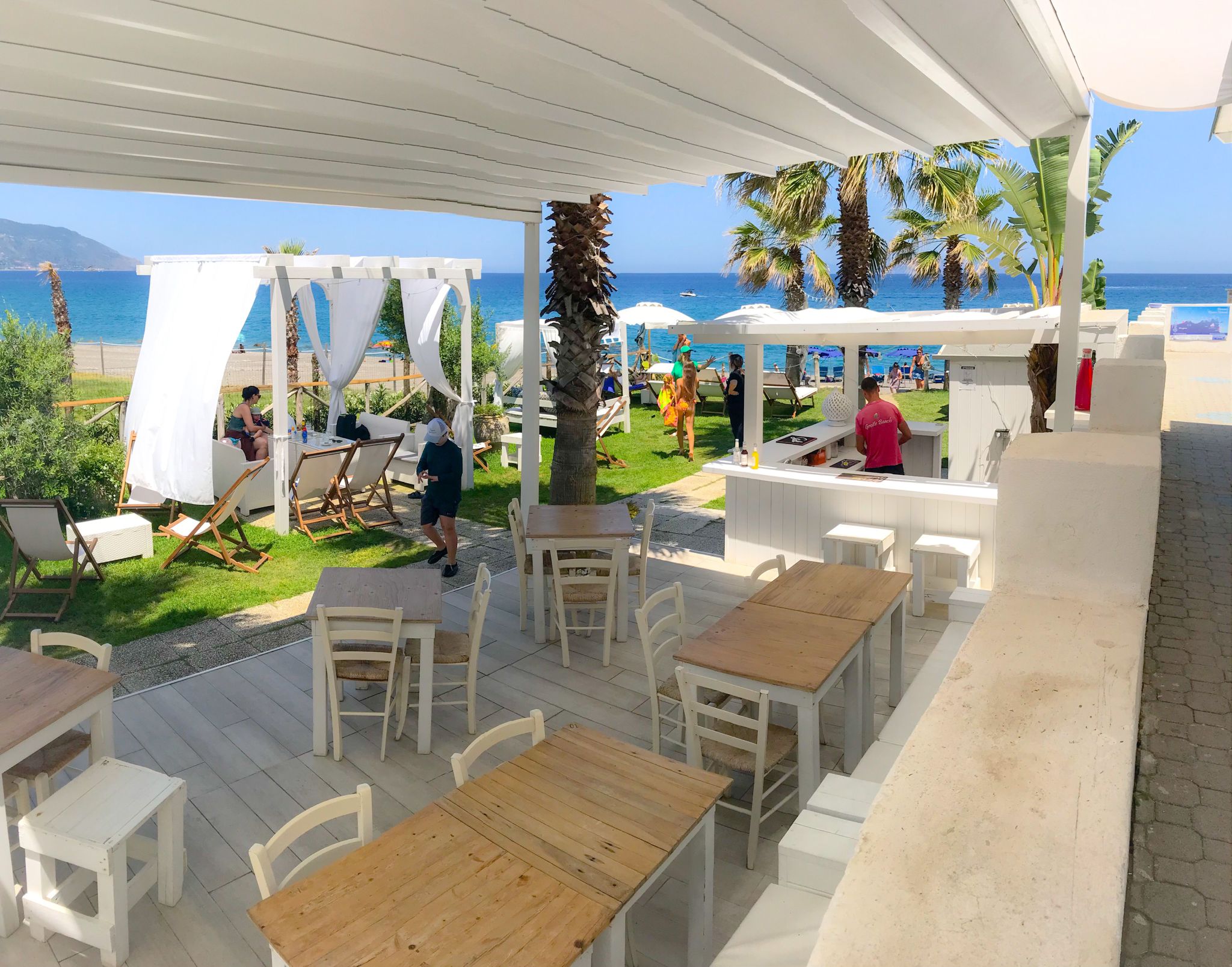 Grotte Beach vista